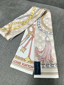 LOUIS VUITTON ルイヴィトン LV スカーフ ツイリー ロゴ シルク 100% モノグラム M77698 バンドー リボンスカーフ マルチカラー ストラップ