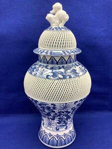 有田焼/琴峰 飾り壺/陶器/網目透かし/染付 中古品 ACB