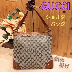 グッチ　【美品】GUCCI　 GGキャンパス　レザーショルダーバッグ　斜めがけ