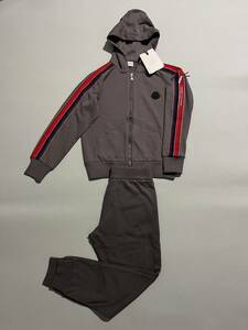 新品 モンクレール MONCLER ジャパンタグ付セットアップ 上下 キッズ 子供 大人 女性Ｓ位グレー ロゴマーク スエット ジャージ パンツ1０