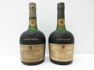 3424 酒祭 洋酒祭 COURVOISIER NAPOLEON COGNAC クルボアジェ ナポレオン コニャック 2本セット 700ml 未開栓 エンブレム剥がれ有