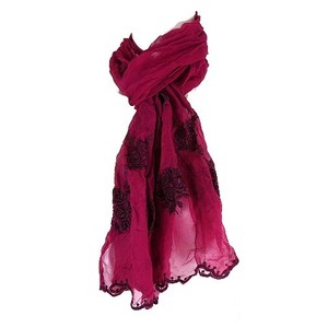 ジバンシィ GIVENCHY スカーフ サマーショール 絹 シルク ロゴ 花柄 刺繍 シワ加工 ワインレッド 赤 ボルドー色 国内正規品