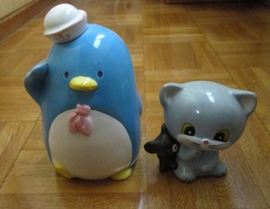 ◇『ペンギン』『ネコとクマ』 貯金箱 陶器製 昭和レトロ 2つセット