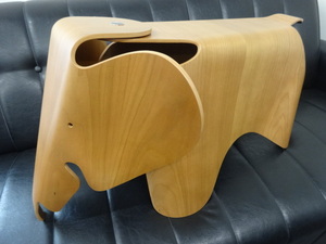 美品 vitra ヴィトラ Eames Elephant イームズ エレファント Plywood プライウッド スツール 象 キッズ 子供用 イス オブジェ インテリア