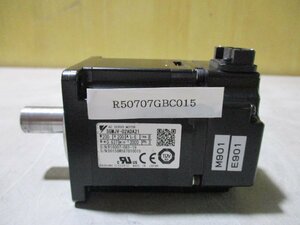 中古YASKAWA AC SERVO MOTOR SGMJV-02ADA21 AC サーボモータ 200W(R50707GBC015)