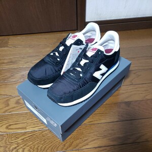 [未使用]ニューバランス new balance レディーススニーカー 24.5cm 定価7,590円