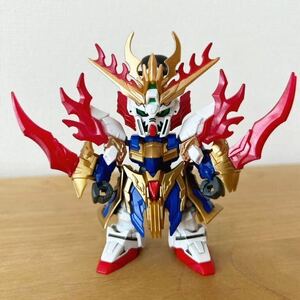 ガンプラ SDガンダム 三国創傑伝 完成品 張飛ゴッドガンダム 塗装済