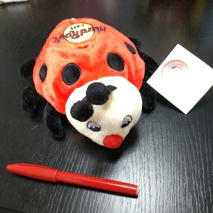 2402 ハードロックカフェ テントウムシ テディベアぬいぐるみマスコット 2004 Earth Day Ladybug HTB UCW 数量限定