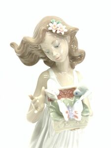 LLADRO リヤドロ リアドロ 私の宝物 6777 リアドロ 置物 インテリア 女性 陶器 オブジェ フィギュリン