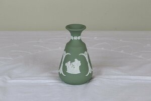 ウェッジウッド　ジャスパー　花瓶　セージグリーン　フラワーベース　WEDGWOOD　イギリス　ヴィンテージ