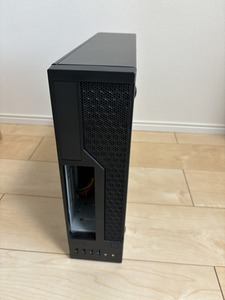 IN WIN PCケース micro-ATX TFX300W電源付属 IW-CE685/300P