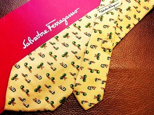 ★良品★3R00143【Ferragamo】フェラガモ「リンゴ 青リンゴ 果物 柄」ネクタイ