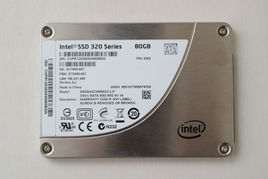 インテル Intel SSD 320 Series 80GB SATA