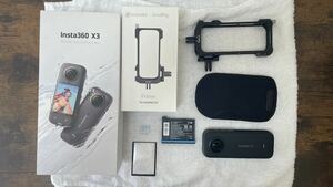 中古　Insta360 X3 360度カメラ　付属品あり