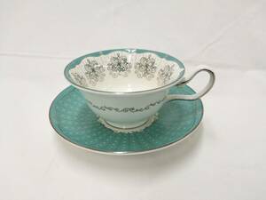 WEDGWOOD ウェッジウッド PSYCHE プシュケ カップ ソーサーセット 中古 食器 洋食器 ティーカップ　現状品【同梱不可】