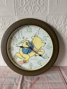 可愛い熊　Disney ディズニー プーさん 掛時計 クオーツ アナログ Phoo インテリア