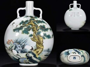 【多寶屋】BA730■古美術品！大清乾隆年制款 粉彩の松鶴延年図 双耳抱月瓶 共箱■高さ32.5ｃｍ 直径25ｃｍ■