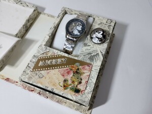 世界9500個限定 ミッキーマウス 腕時計 アンティーク ホワイト 手巻き シリアルNo.1513/9500 ギャランティカード付
