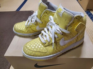 ★NIKE WMNS DUNK HIGH VIBRANT YELLOWDOT ナイキ ダンク ハイ イエロードット318676-700 W26.5cm 中古品 AJ1 AF1 AIR★