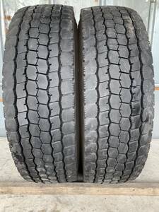 引取り可能！295/80R22.5 BRIDGESTONE M888 23年製 13mm 中古トラックタイヤ２本