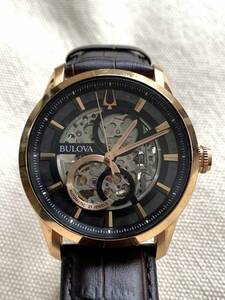 美品　動作品　BULOVA　ブローバ　メカニカル　97A169　自動巻き　裏透け　クラシック　メンズ　ウォッチ