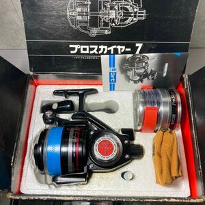 即決　美品　オールド　リョービ　プロスカイヤー　７　PROSKYER　検　ヴィンテージ　レトロ　大型スピニングリール