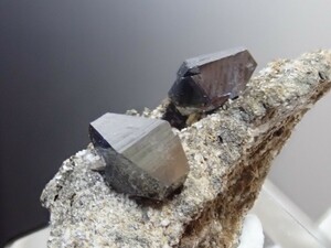 【完全結晶】アナテース　鋭錐石　原石　標本