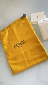 FENDIフェンディ未使用布袋光沢あり