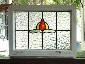 ■アンティークステンドグラス12025-3 赤色のつぼみ 花柄 シンプル 英国 イギリス 窓 ドア 建具にも■