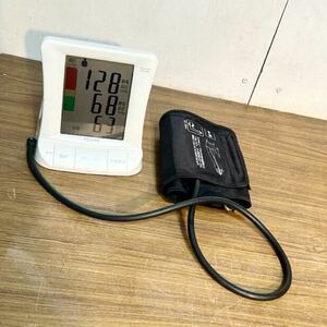 タニタ/デジタル血圧計 パールホワイト BP-221 上腕式デジタル血圧計