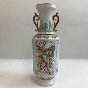 アンティーク 豪華　花瓶　飾り 飾り壺 置物 金彩　透かし彫り　33cm 清水焼？