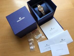 美品 箱付属品付 SWAROVSKI スワロフスキー SWISS MADE COSMIC ROCK 5376068 ゴールド×クリスタル クオーツ レディース 腕時計