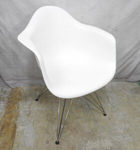 〇 Herman Miller ハーマンミラー イームズプラスチックシェルサイドチェア　〇中古〇