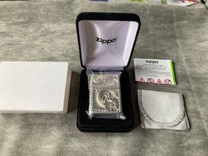 Zippo Silver King #4デザインエッジ付き、新品未使用品！