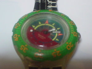 珍品　デザイン　SWATCH　SWISS　SCUBA　腕時計　ジャンク品