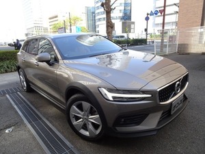 V60クロスカントリー T5 AWD 4WD ディ-ラ-下取車 1オ-ナ- 禁煙車 D記録簿5枚