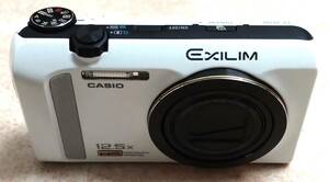 ◇ カシオ CASIO EXILIM EX-ZR200 コンパクト デジタルカメラ 動作未確認 ジャンク ◇