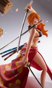 バンプレスト ナミ ONE PIECE magazine FIGURE ~夢の一枚~ three sword style NAMI ワンピース