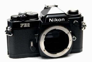 （綺麗）Nikon ニコン 人気の高級一眼レフカメラ FE2（黒）ボディ 希少な作動品 （腐食無し）