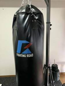 【引取歓迎/茨城県つくば市】ファイティングロード FIGHTING ROAD サンドバッグ 130cm スタンドセット ボクシング ブラック 黒