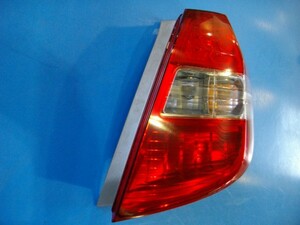 ホンダ フィット GE8 右・テールランプＡｙ LED 　スタンレー P9596