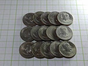 アメリカ　アンソニー　１ドル硬貨　１５枚　約１５ドル　まとめて　外国銭　