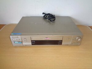 パナソニック　Panasonic S-VHSビデオデッキ NV-SV1