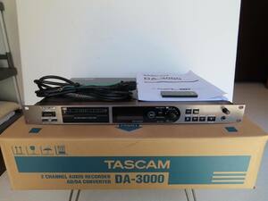 TASCAM DA-3000 2ch Audio Recorder AD/DA Converter 簡易動作確認済