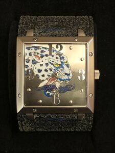 エドハーディーウオッチ　メンズ腕時計　ベルト幅5.2㎝　正方形フレーム　ホワイトパンサー　革ベルト