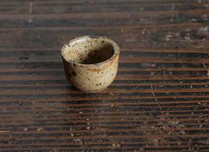 うずらの卵のような小さなインクポット 3.9cm×高2.6cm 陶器 1920年代 古陶 古道具 アンティーク/J882