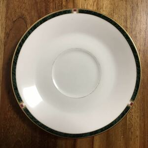 英国王室御用達 ROYAL WORCESTER CARINA 15cm ソーサー 送料無料