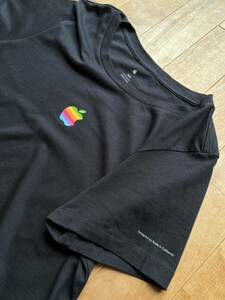 【超レア】Apple アップル「Designed by Apple in California」写真集レインボーリンゴTシャツ ウィメンズM
