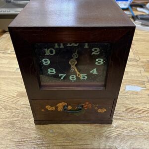 A2-245 木製 引き出し付置き時計 小物入れ付置き時計 置き時計 小物入れ 動作未確認 ジャンク W18×D15×H23.5