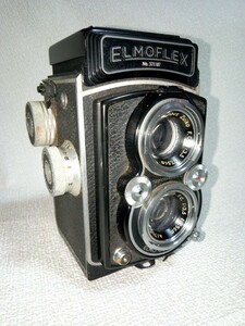 カメラ　ELMOFLEX ケース付き 二眼レフカメラ